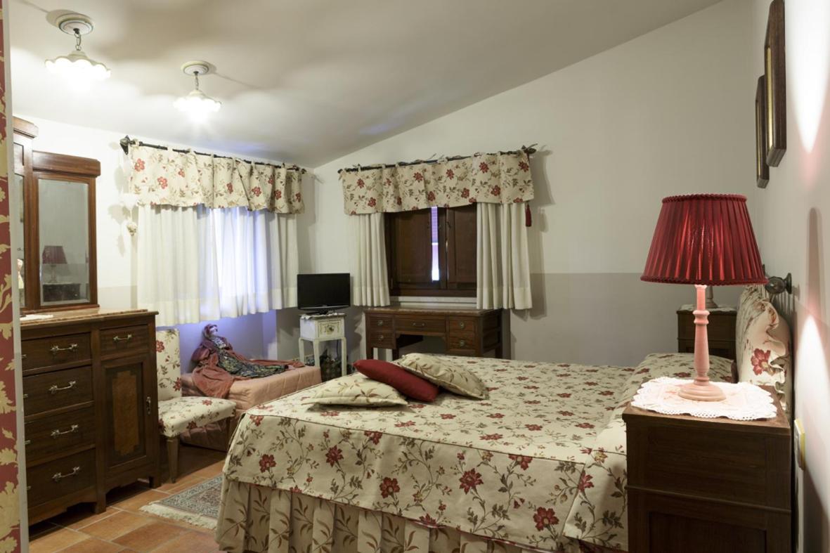 مبيت وإفطار Sant'Andrea del Garigliano Bosco D'Olmi Country House المظهر الخارجي الصورة